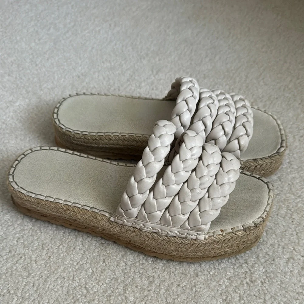 Wedges shoes